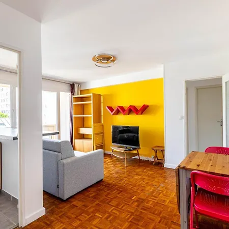 Guestready - Beau Sejour Avec Balcon 아파트 *